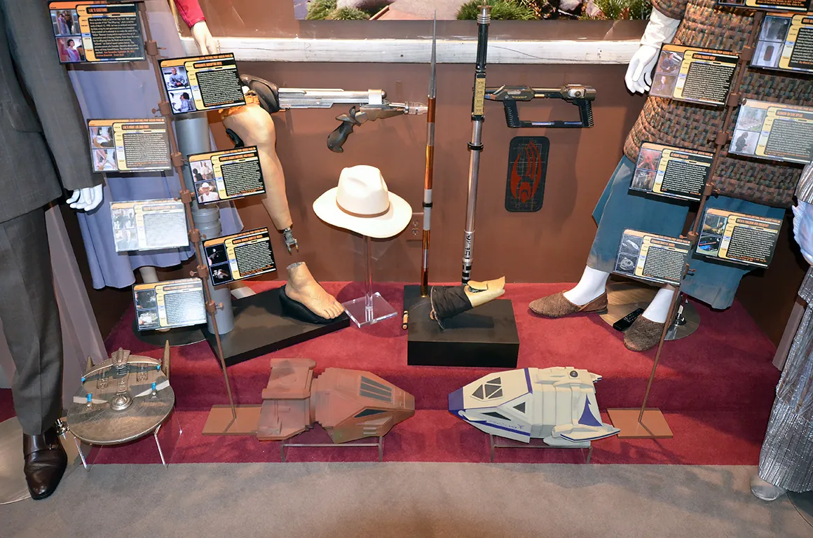 display-enterprise-D-bridge-f