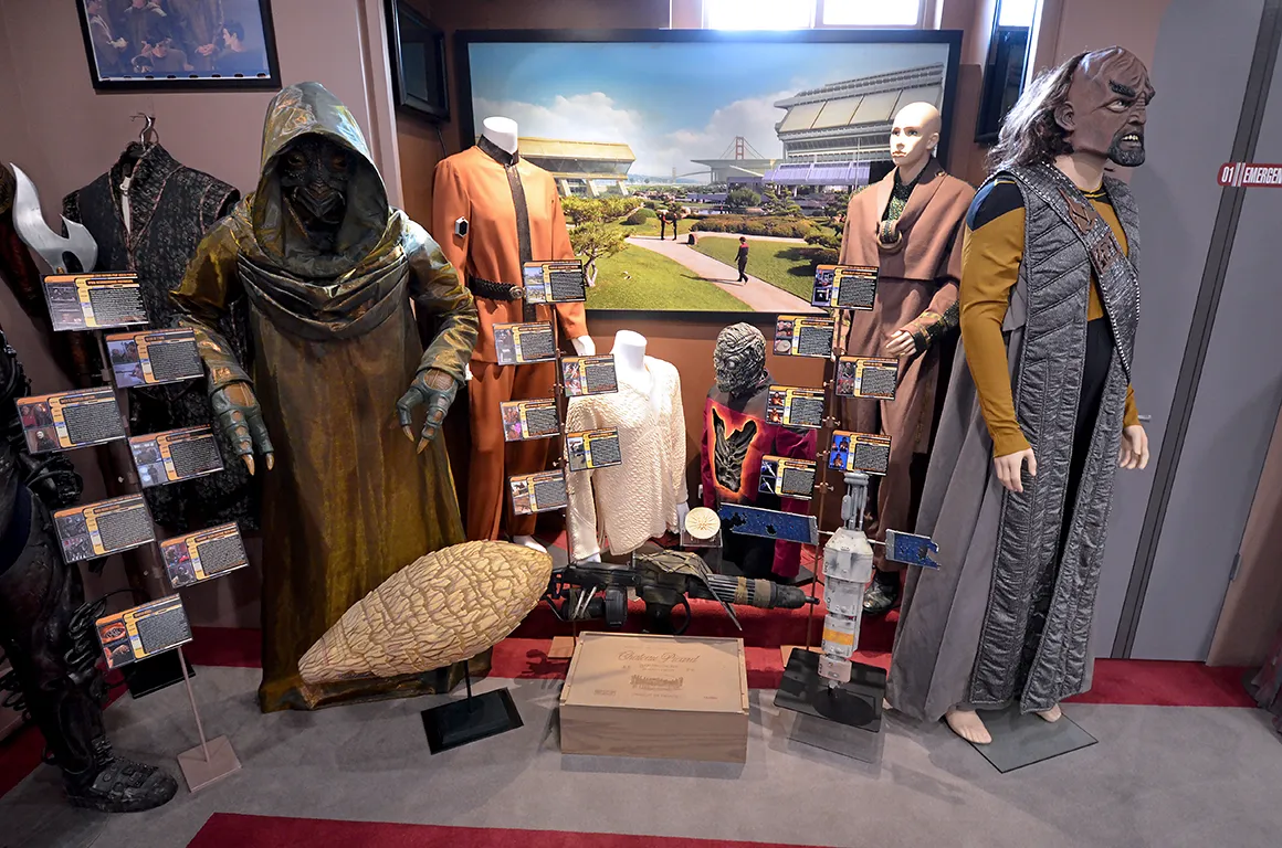 display-enterprise-D-bridge-k