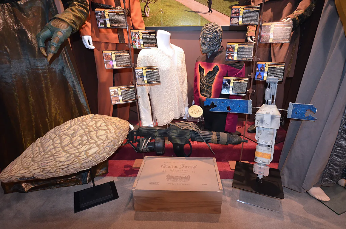 display-enterprise-D-bridge-l