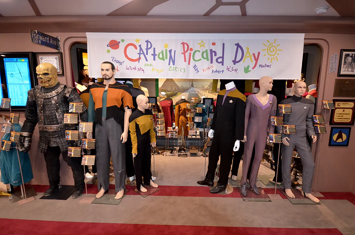 display-enterprise-D-bridge-s