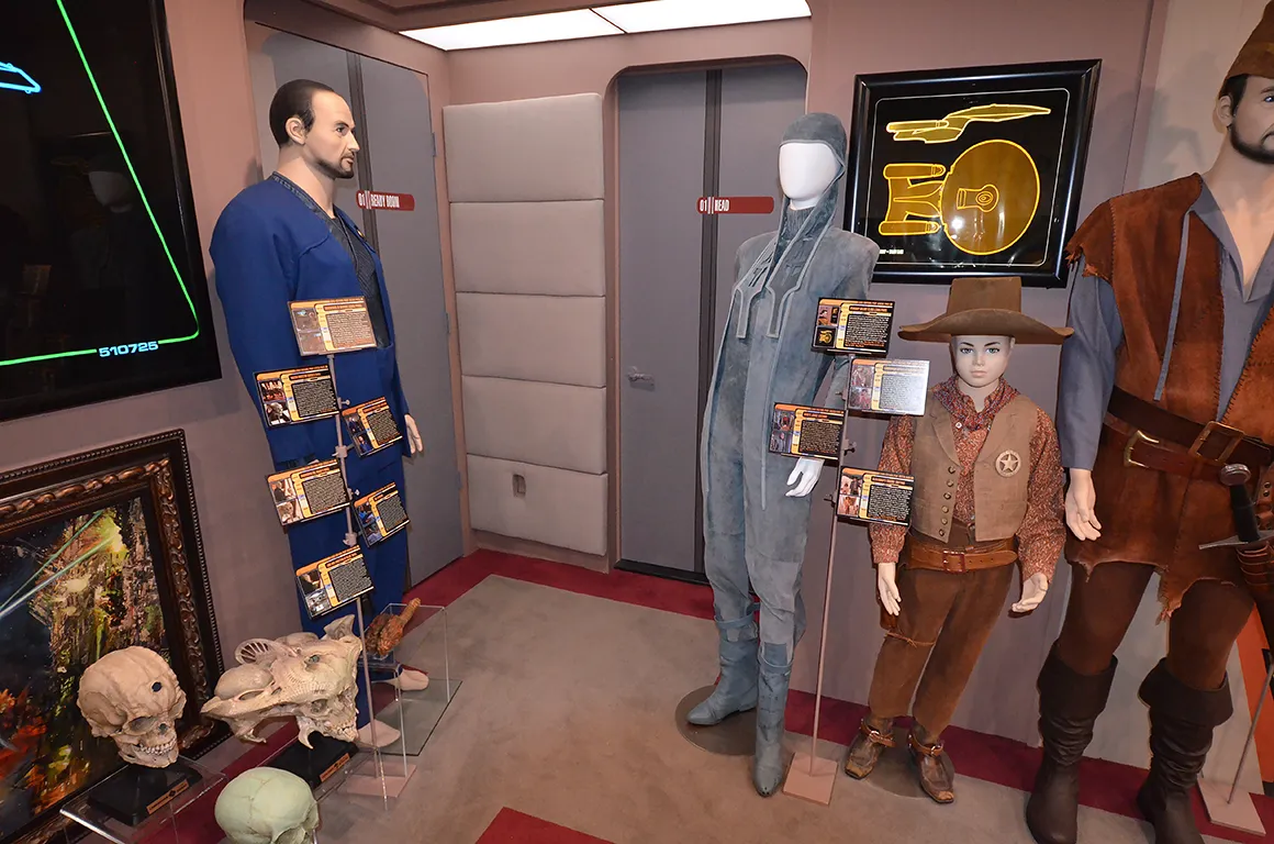 display-enterprise-D-bridge-w