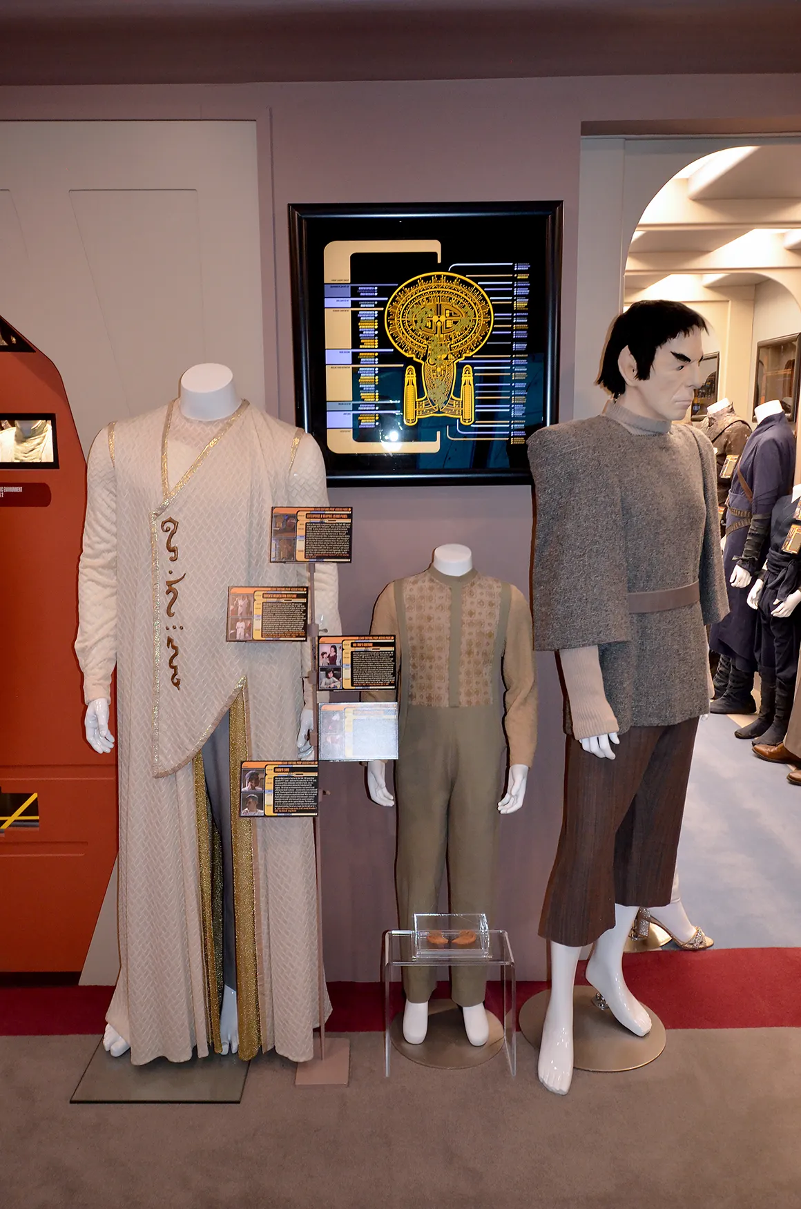 display-enterprise-D-bridge-z