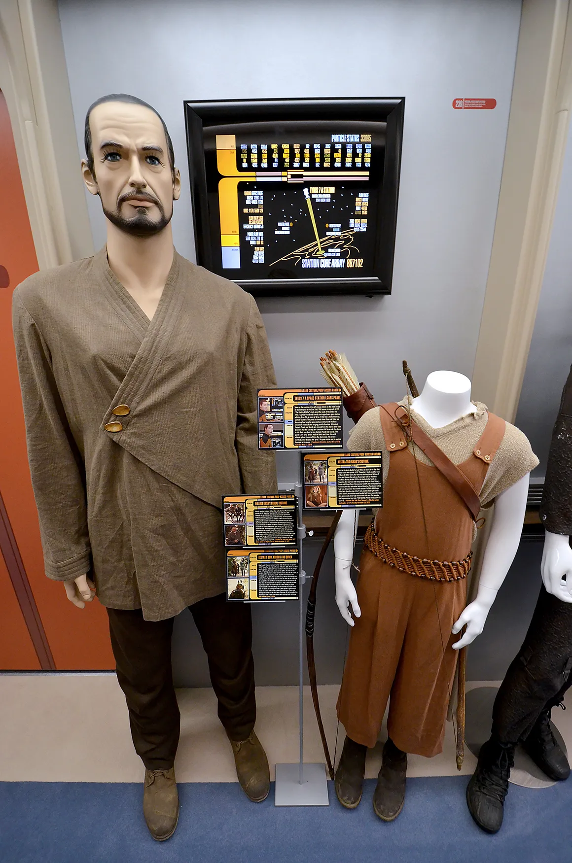 display-enterprise-d-corridor-c