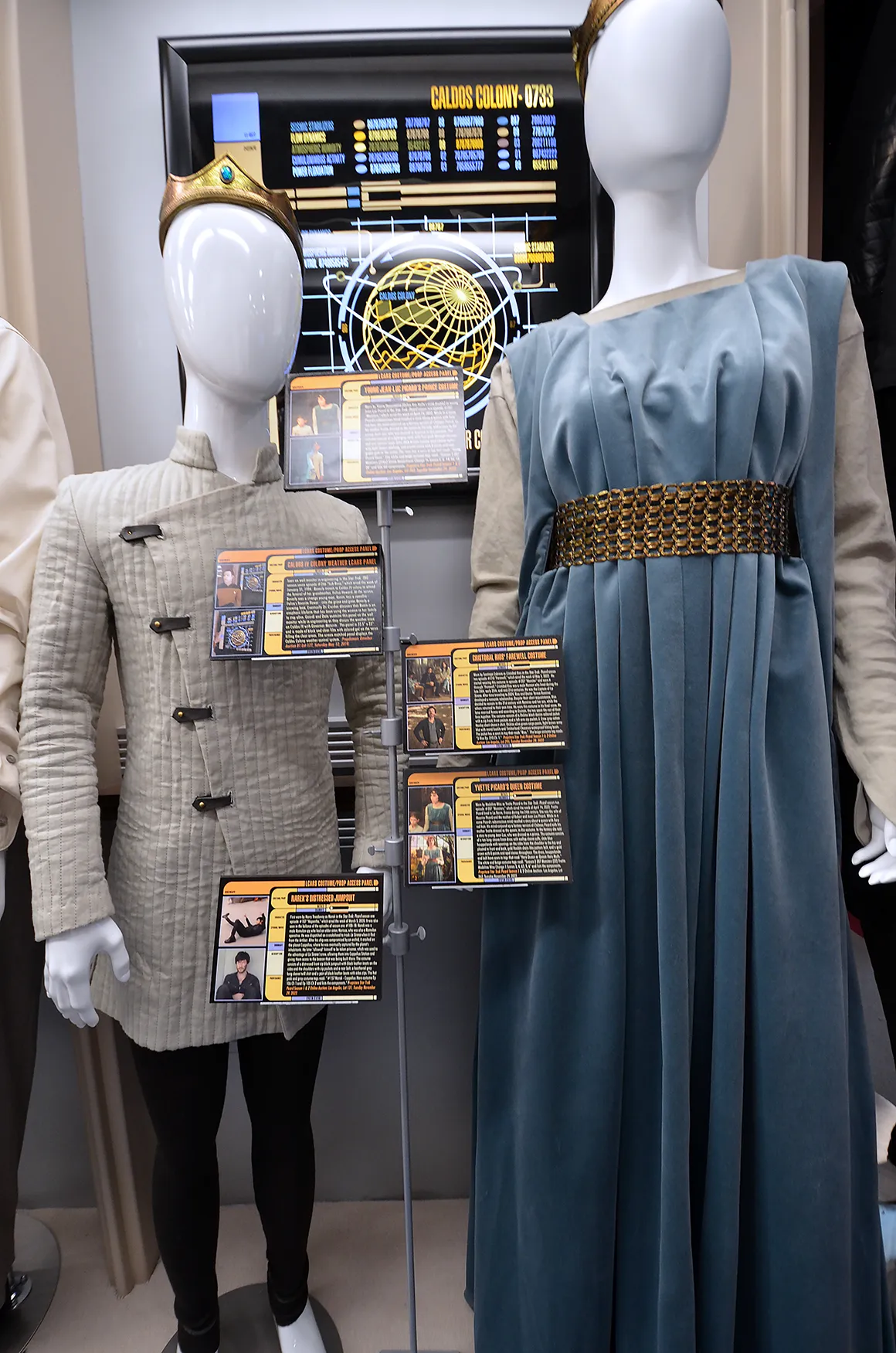 display-enterprise-d-corridor-f