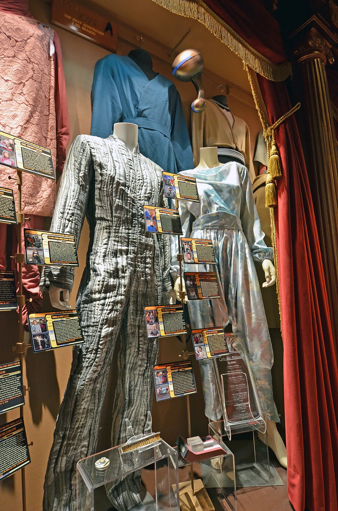 display-theater-bay-1d