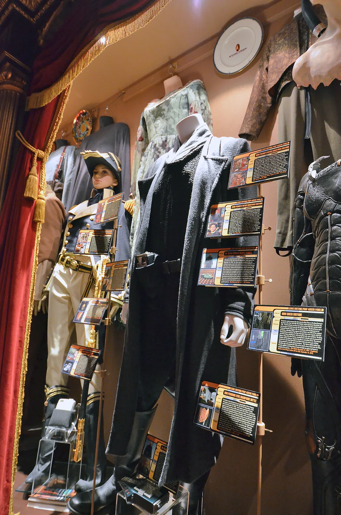 display-theater-bay-6b