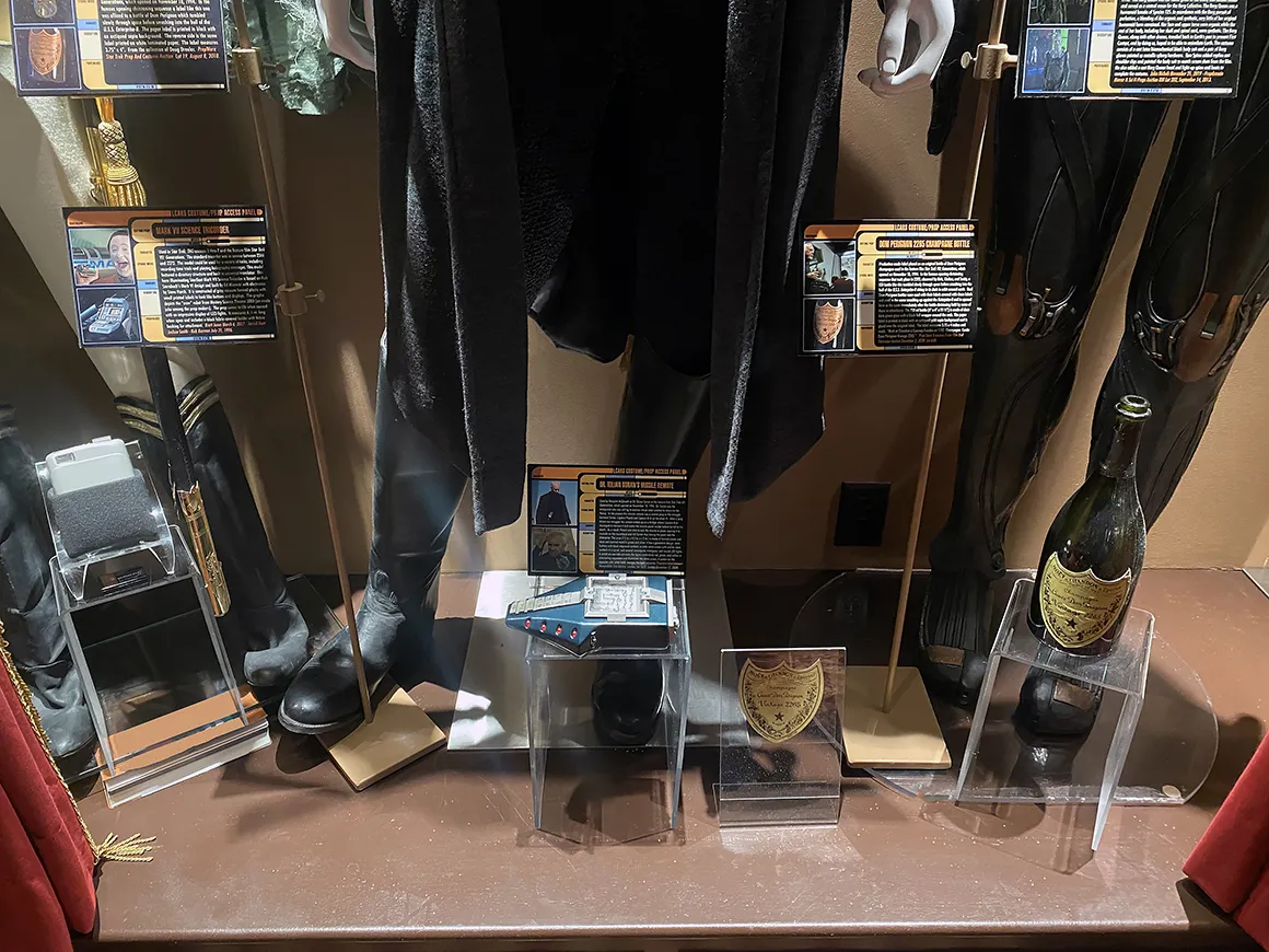 display-theater-bay-6c