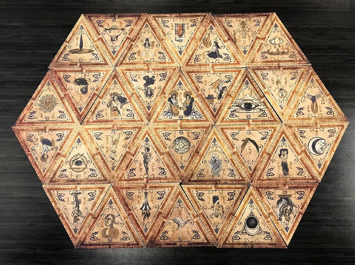 gallery-103-romulan-tarot-cards