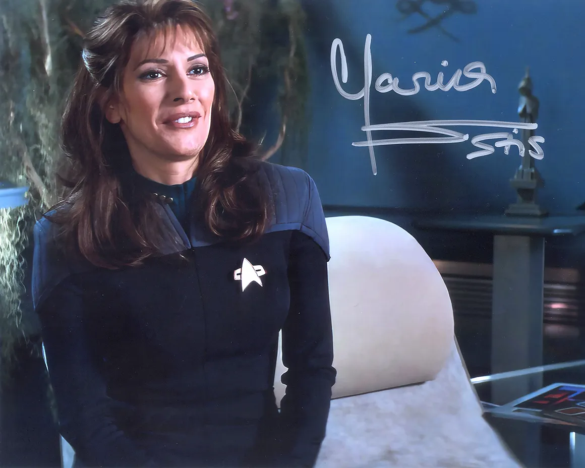 gallery-8-x-10-auto-troi-statute