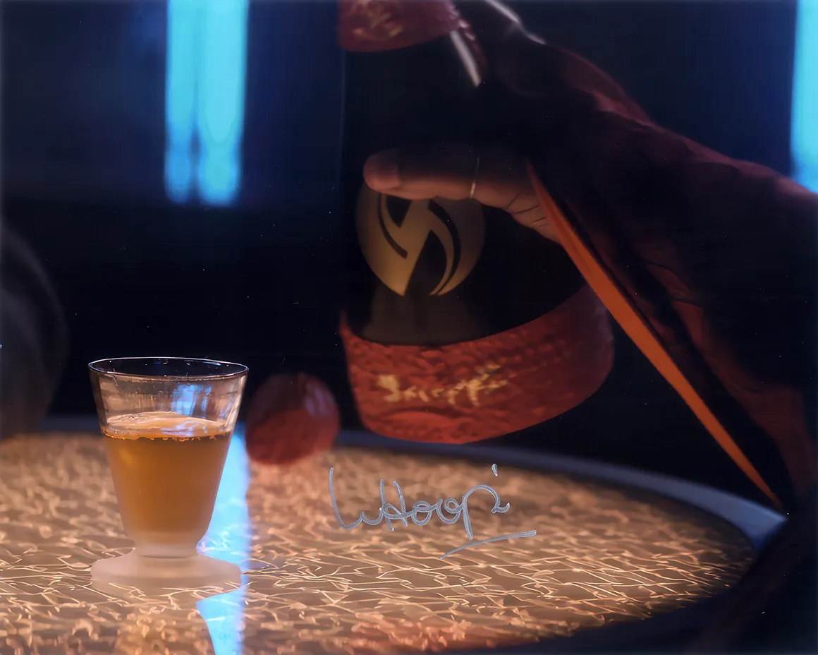 gallery-8-x-10-autoguinan-saurian-brandy-st-picard