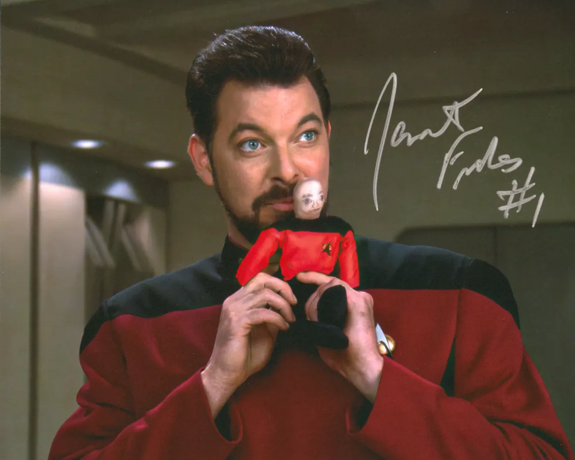 gallery-8-x-10-riker-picard-puppet