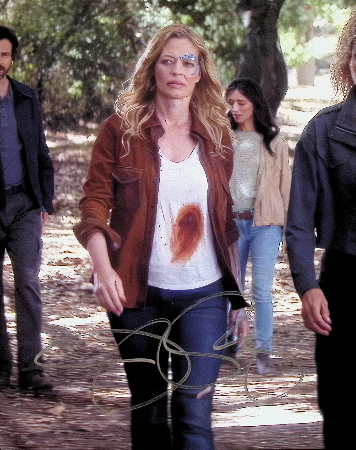 gallery-8x10-auto-7-of-9-distressed-costume