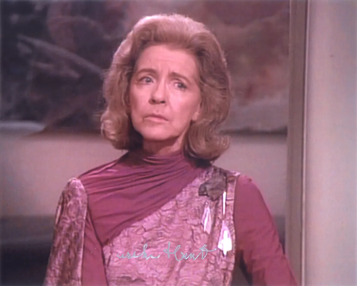 gallery-8x10-auto-jameson-a-dress