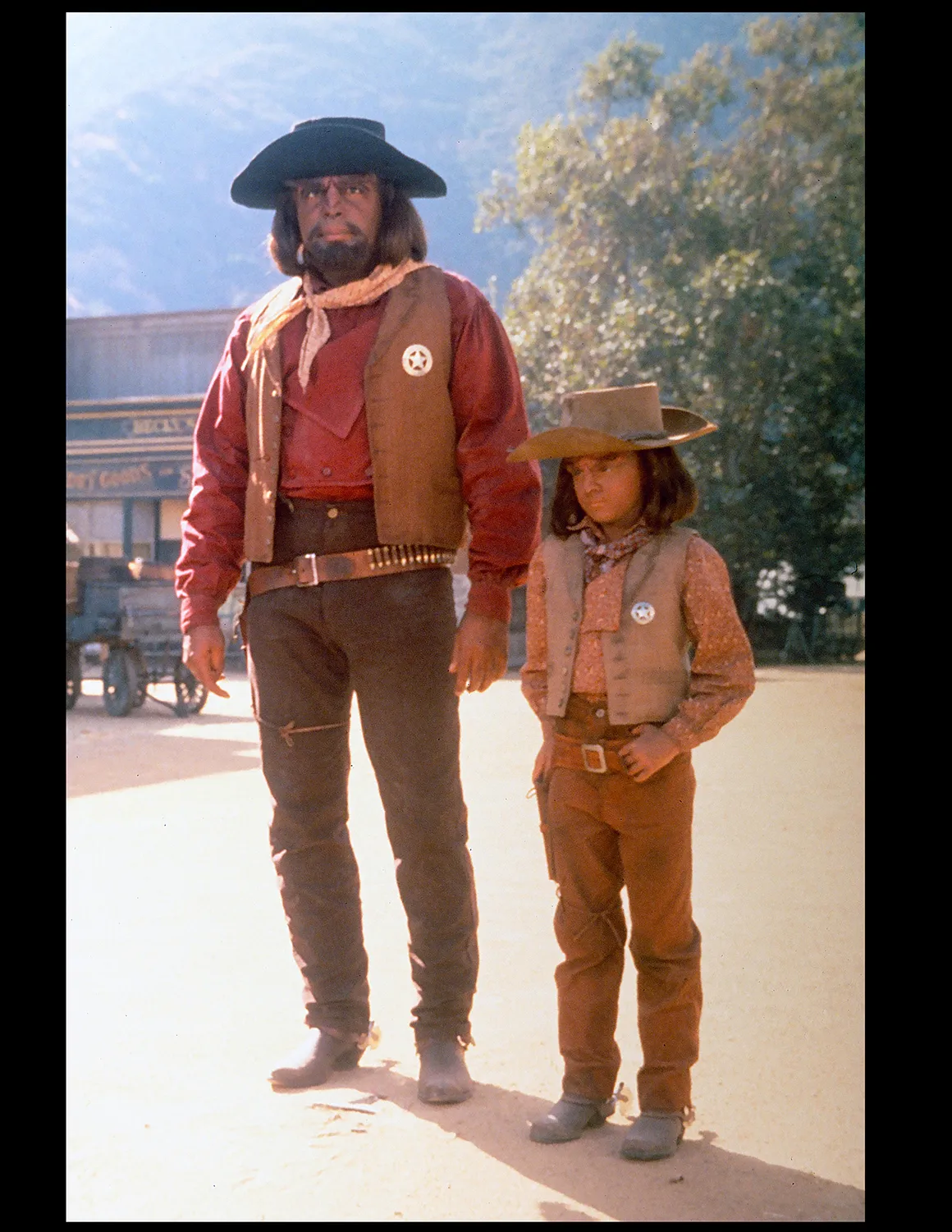 gallery-alexander-cowboy-set-photo-