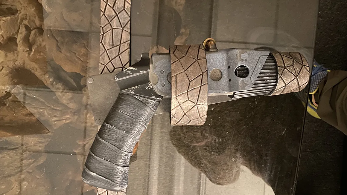 gallery-changling-phaser-and-belt-display3