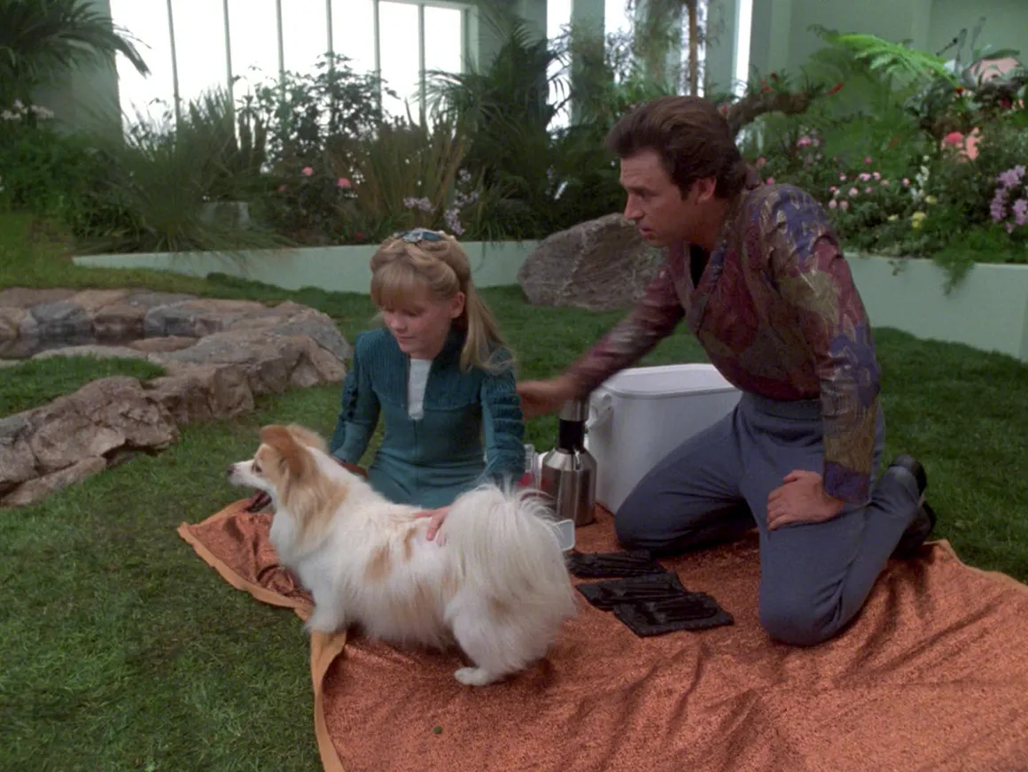 gallery-dark-page-hd-272-copy