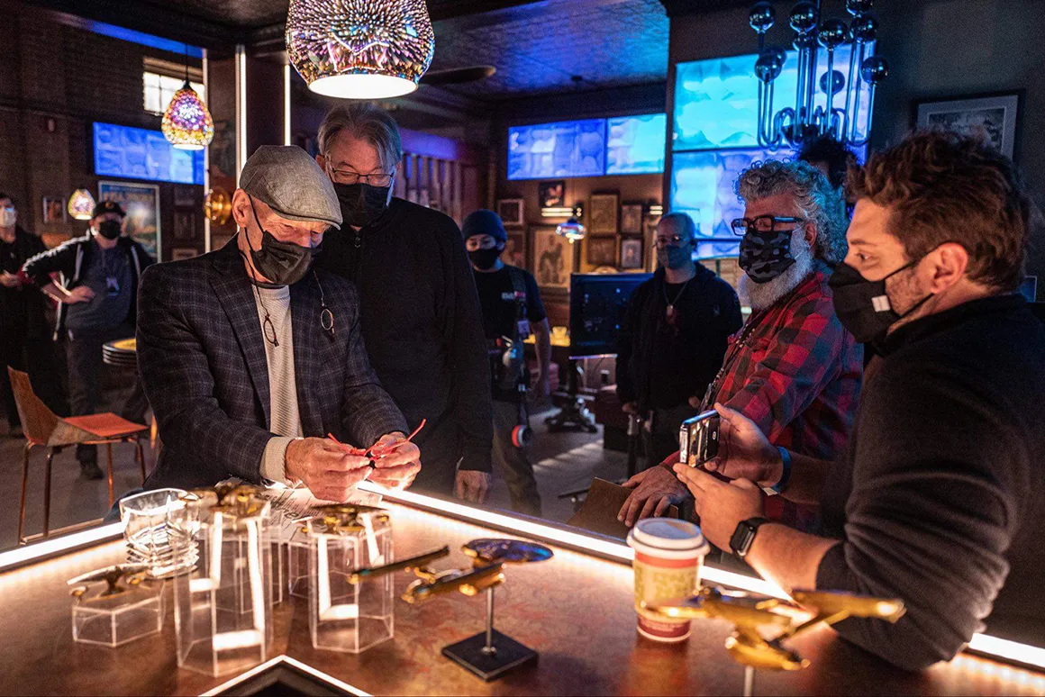 gallery-enterprise-d-set-photo