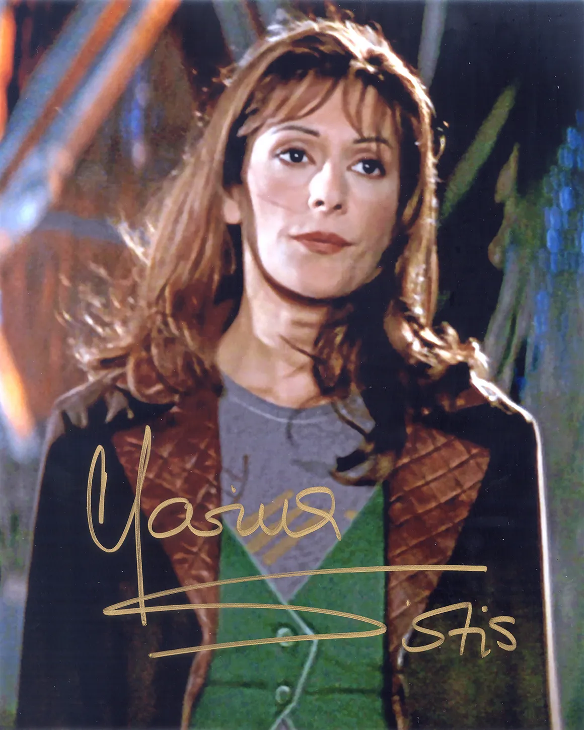 gallery-gallery-troi-d-first-contact-costume