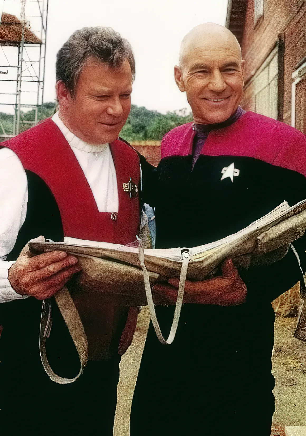 gallery-kirk-uniform-set-photo3