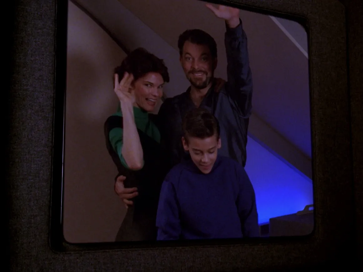 gallery-riker-odan-future-imperfect-hd-274