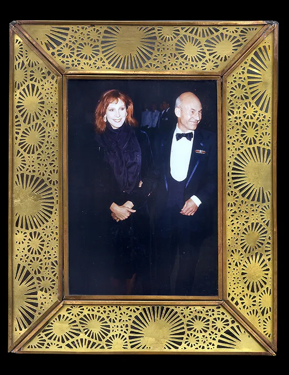 main-01-framed-photo-pIcard-dr-crusher-display