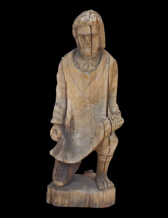 main-04-carved-wood-statue
